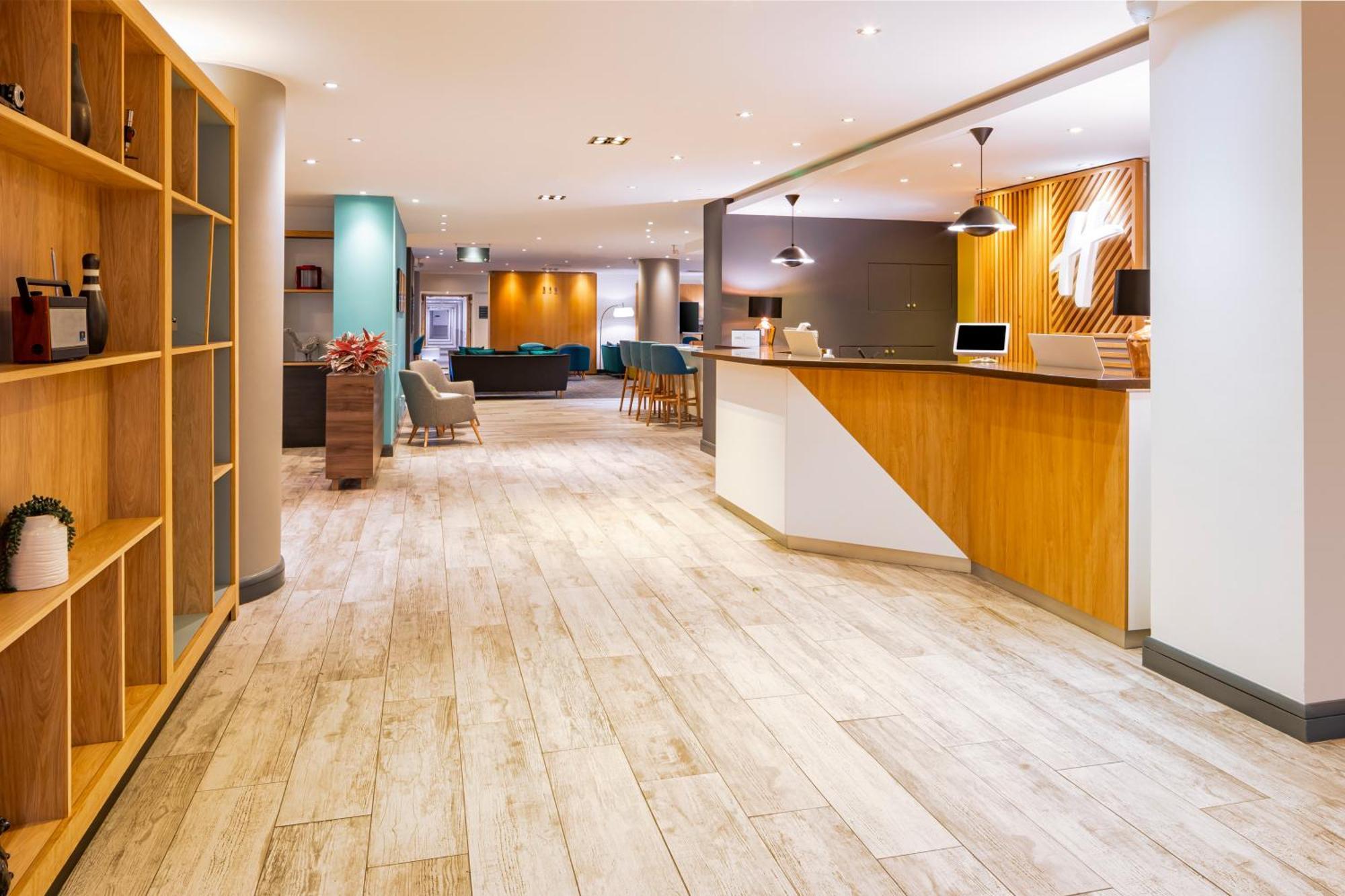 M40, Jct.4 By Ihg Hotel 4*
