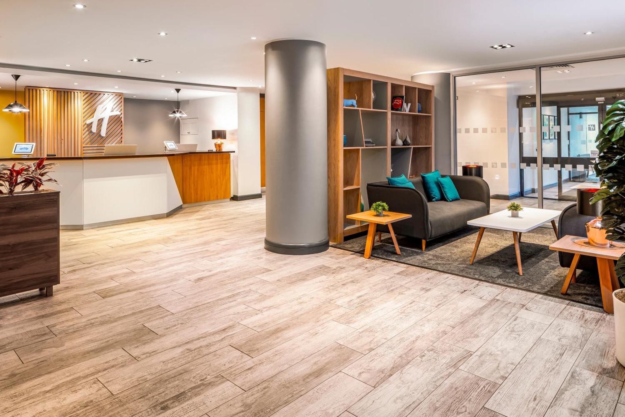 M40, Jct.4 By Ihg 4*